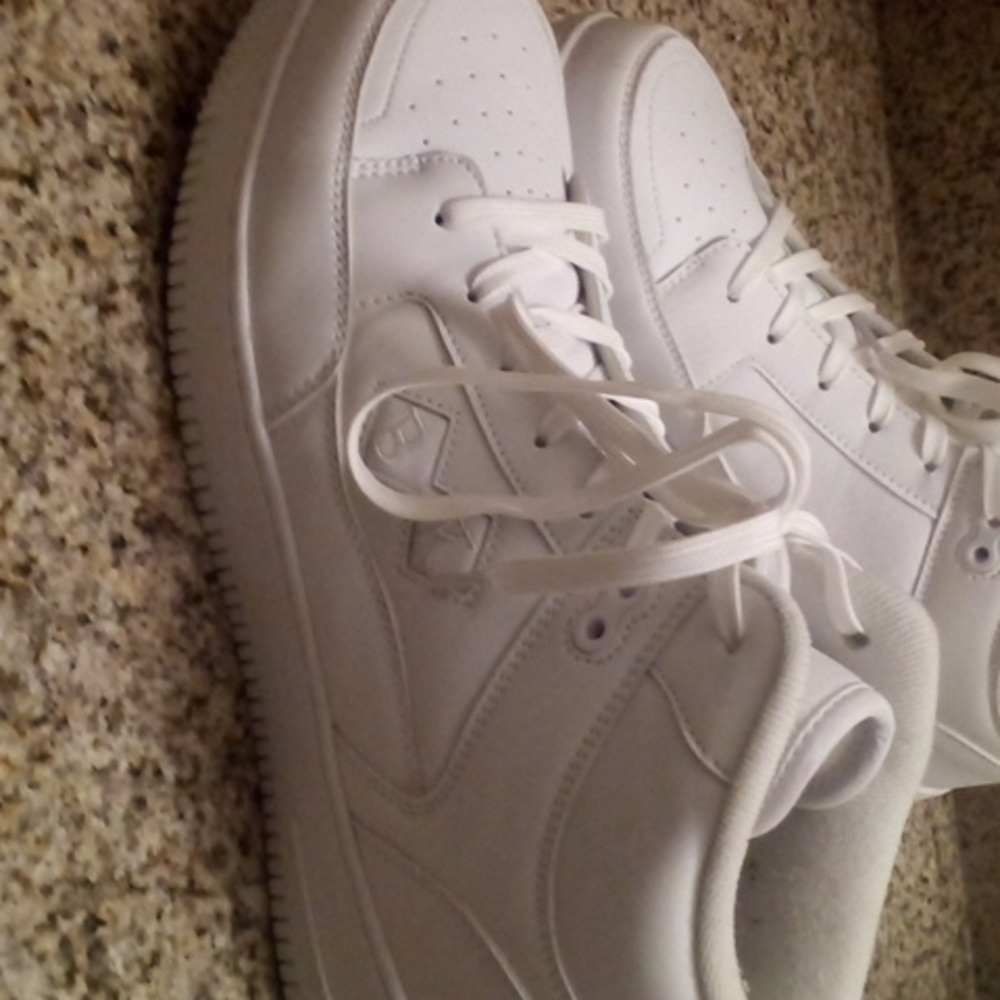 British knights white size 10 shoes